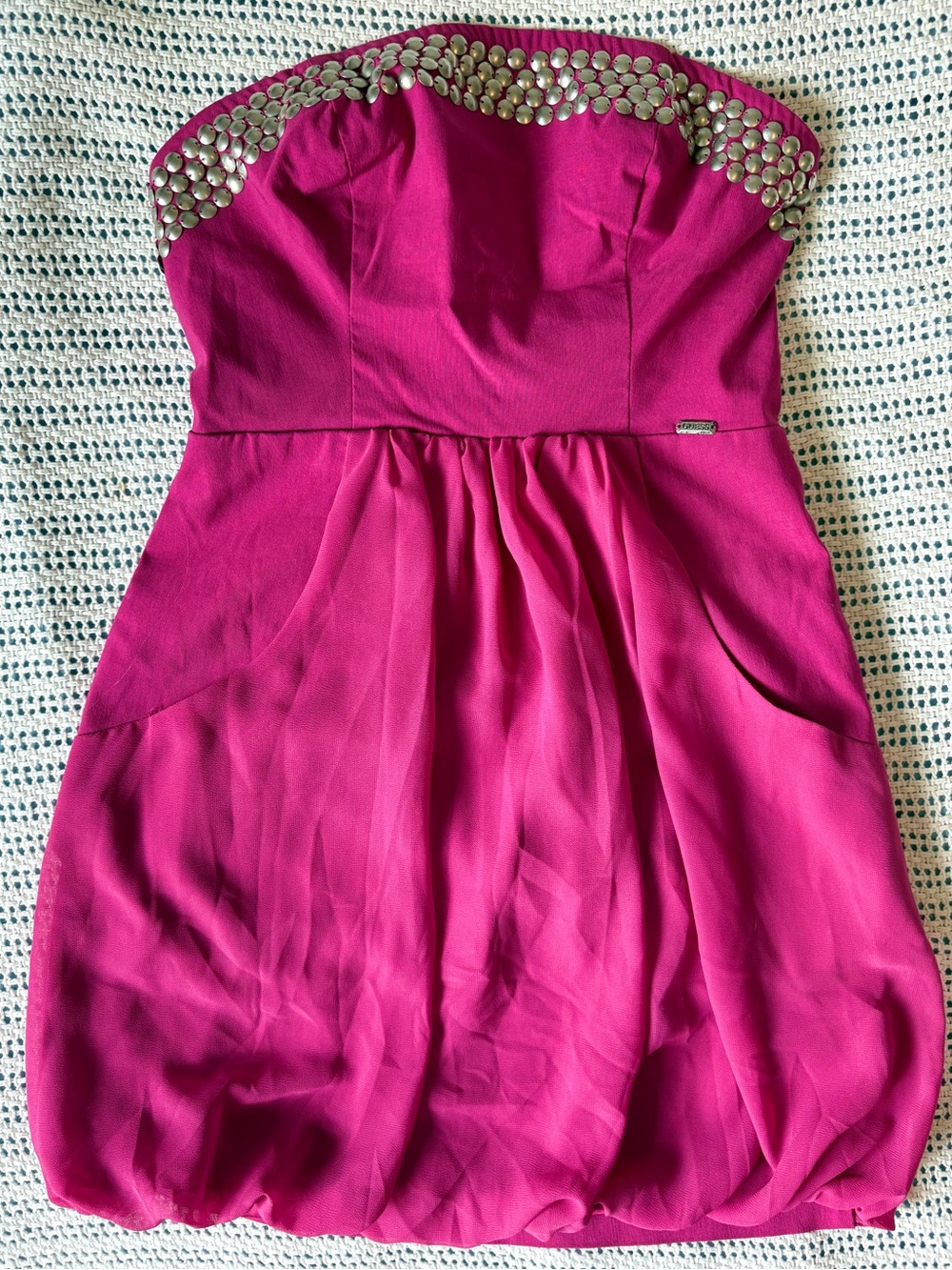 Y2K Guess Fuchsia 2000’s Satin babydoll Stretch Mini Ruffle Dress with Pockets